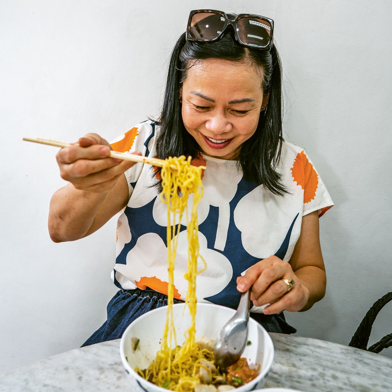 Breaking Standardized Systems to Build Competitive Culinary Authority