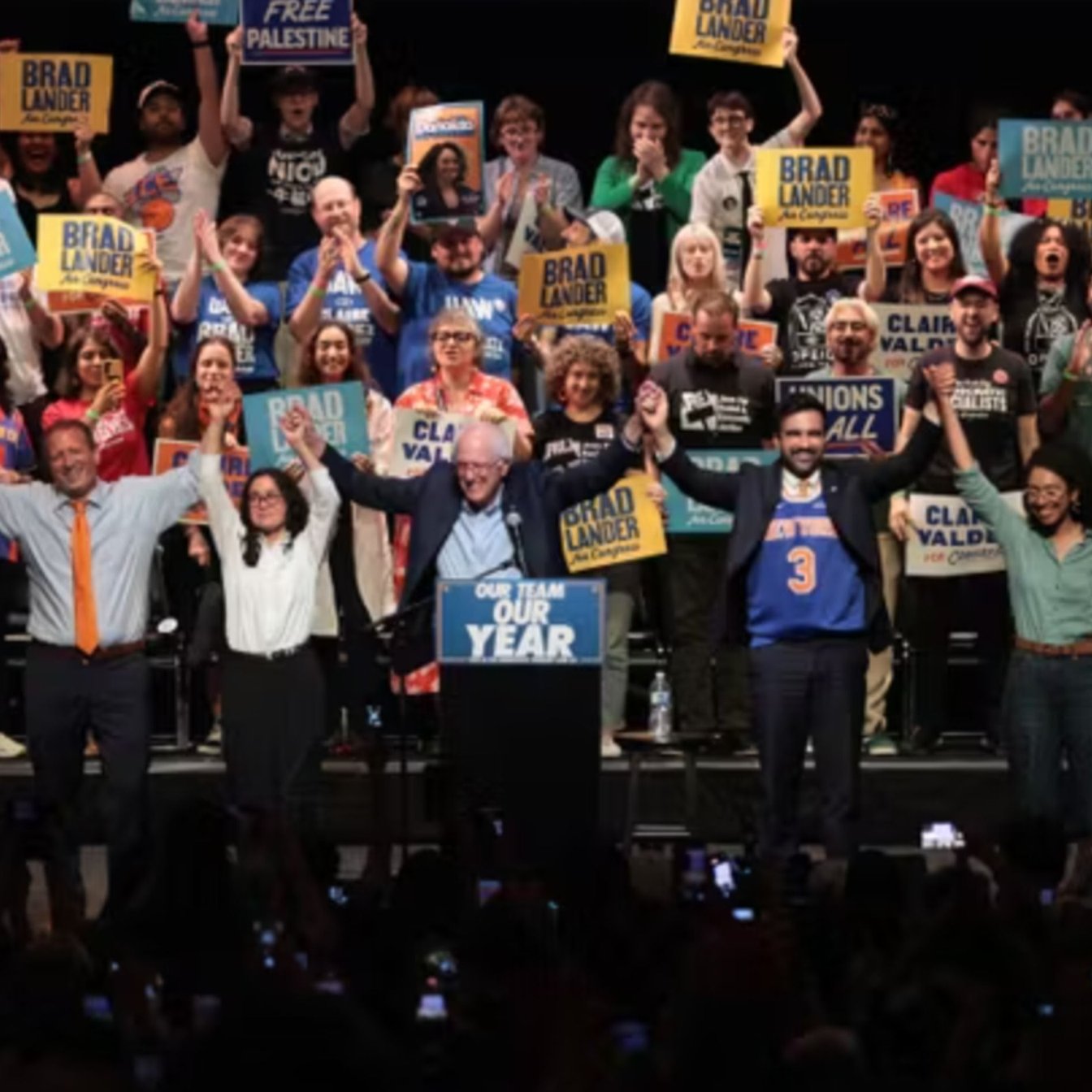 Why Political Neutrality Facilitates Primary Challenges and Obsolescence