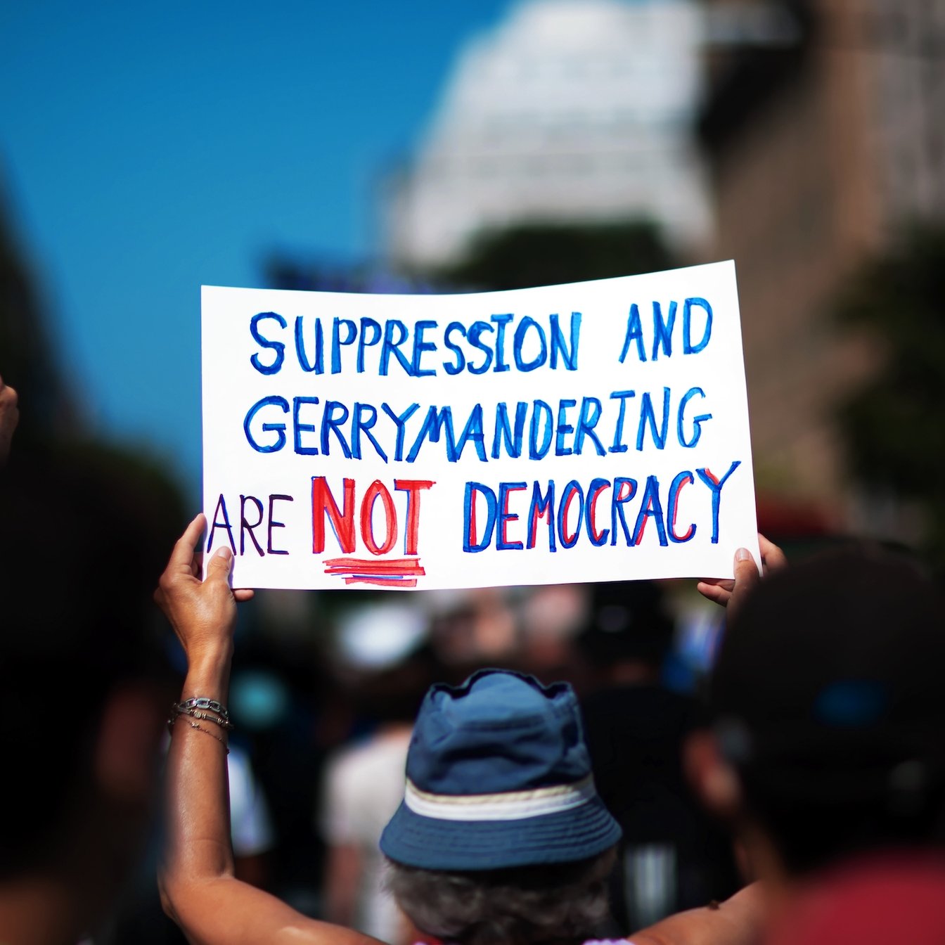 Partisan Redistricting Incentives and the Erosion of Democratic Accountability