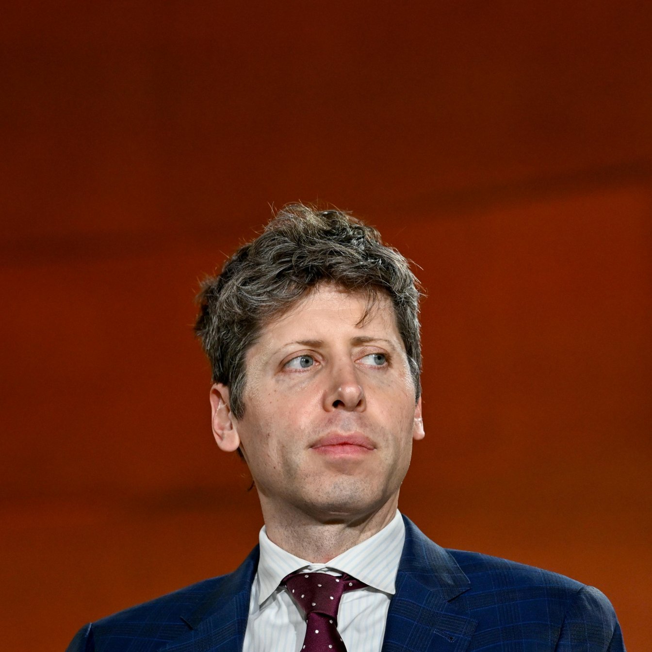 AI Trust Paradox: Safety Promises Versus Market-Driven Acceleration