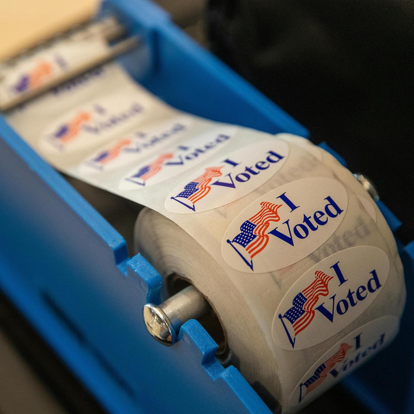 American Democracy Paradox: Structural Flaws Undermine Representation