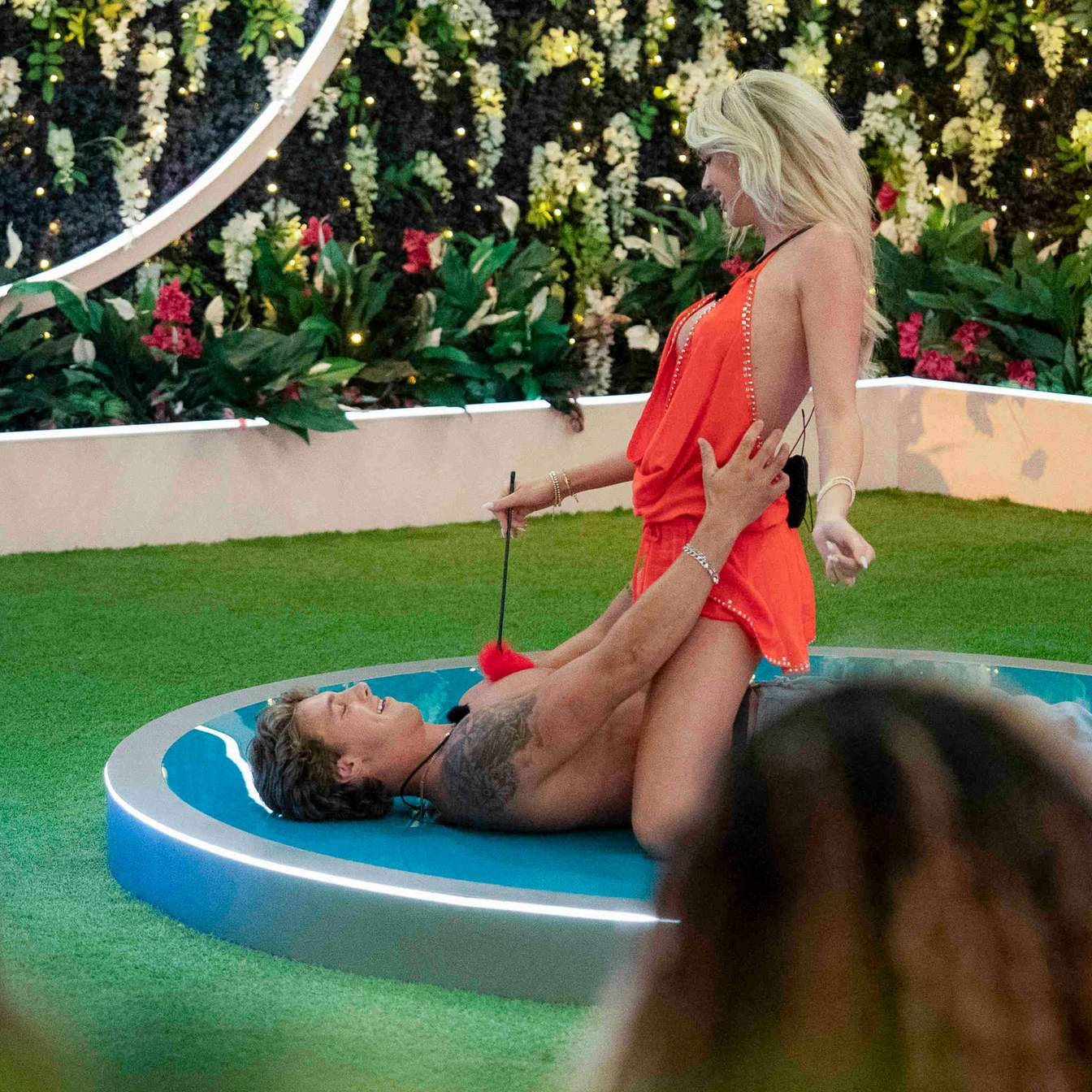 How Reality TV Performance Erodes Modern Relational Intimacy