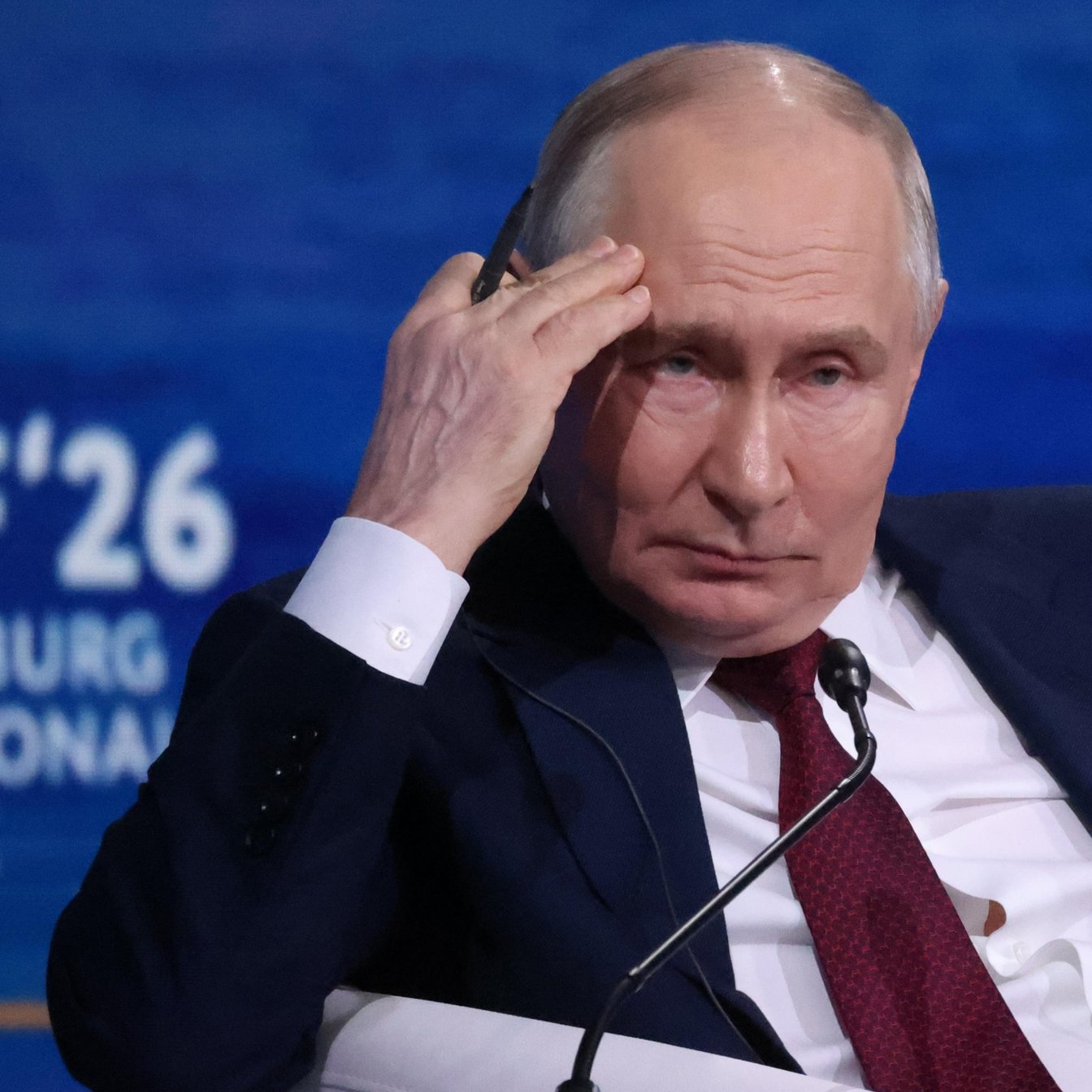 Internal Decay and Systemic Fragility in Putin's Regime
