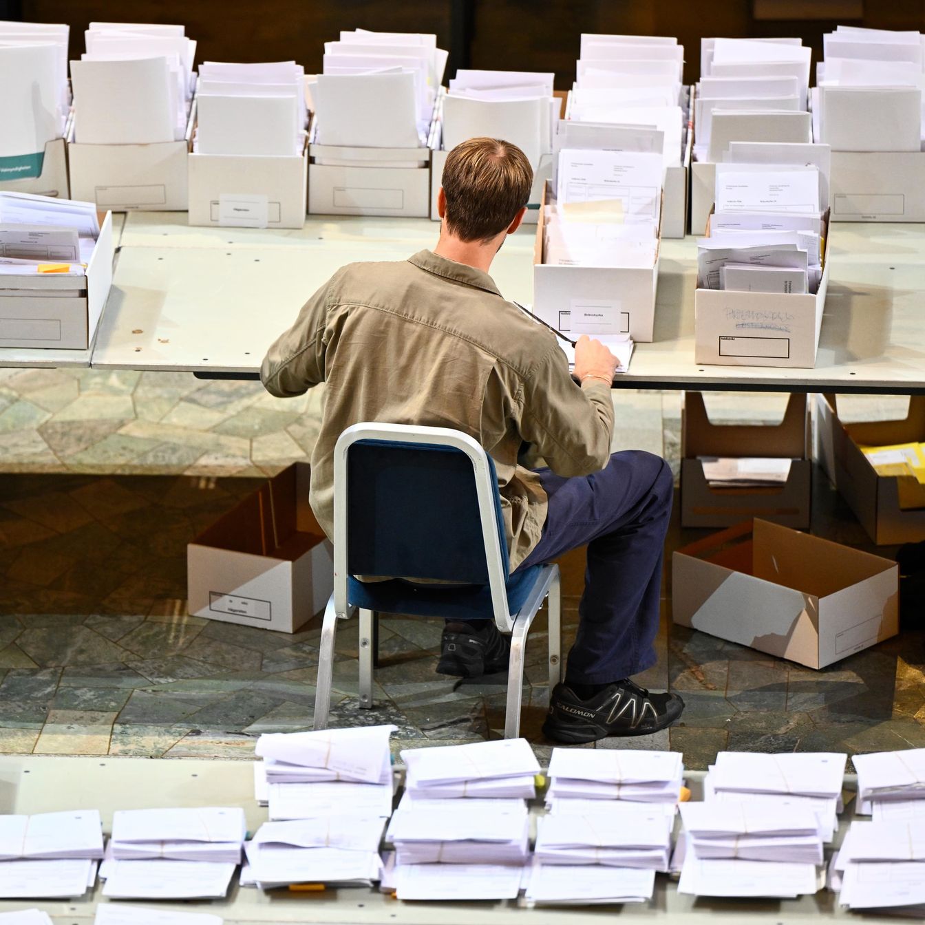 How Mainstream Parties Normalize Far-Right Policy Through Co-option